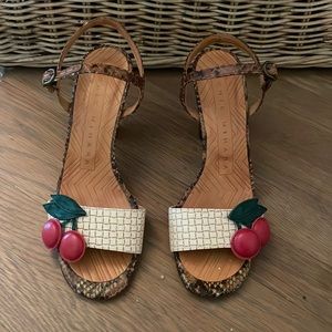Chie Mihara Cherry 🍒 Heel with Basket Weave Strap 38/ 8